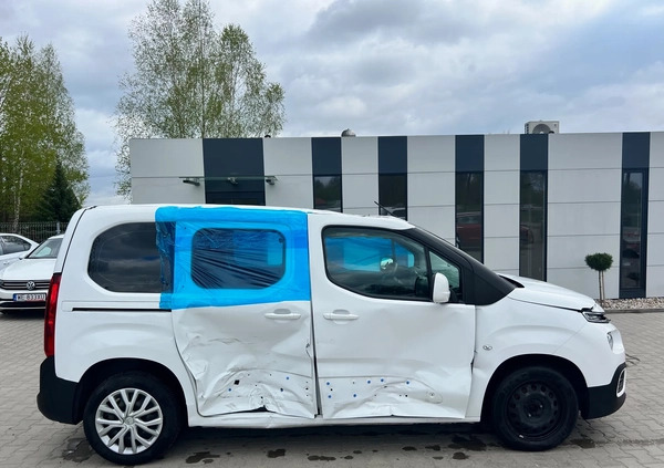 Citroen Berlingo cena 31900 przebieg: 139277, rok produkcji 2019 z Nowogard małe 137